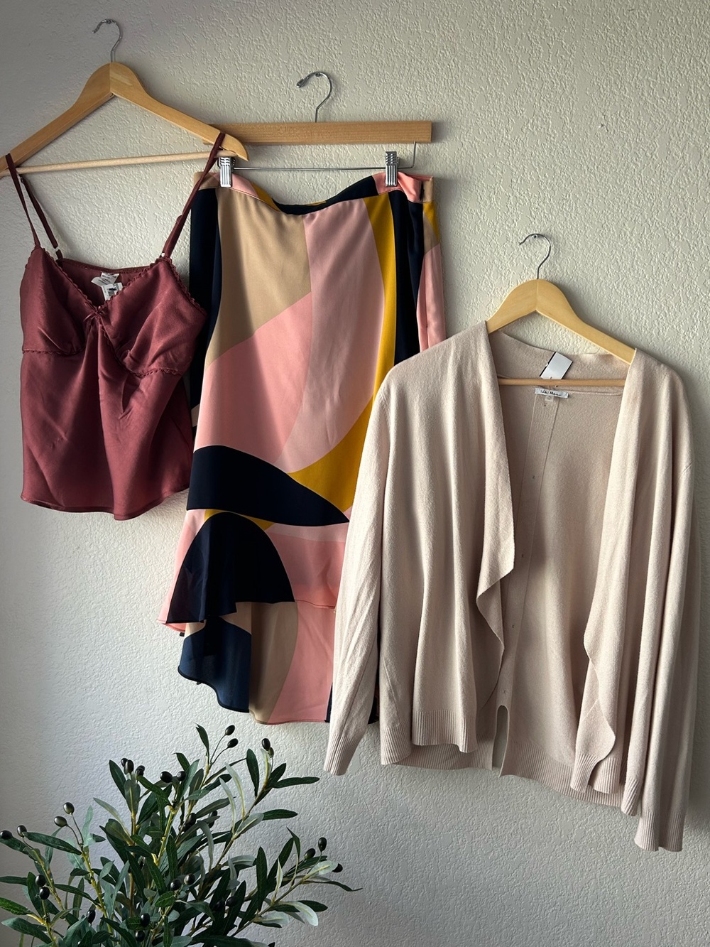 Bar III Pink, Navy & Mustard Abstract Ruffle High-Low Skirt - Picture 3 of 3